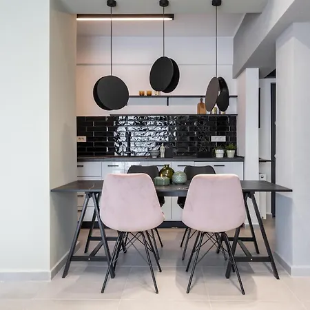 Romana 2 Bedroom * Bucharest