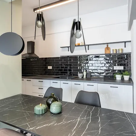 Апартаменти Romana 2 Bedroom