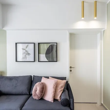 Apartamento Romana 2 Bedroom *